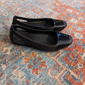 Crocs Sienna Shiny Band Flat Black Women's 7 Comfort Slip On Shoes